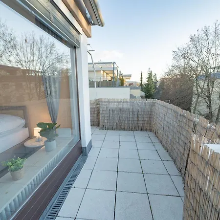 Theresa - Penthouse Terrasse Netflix Parkplatz Apartament *
