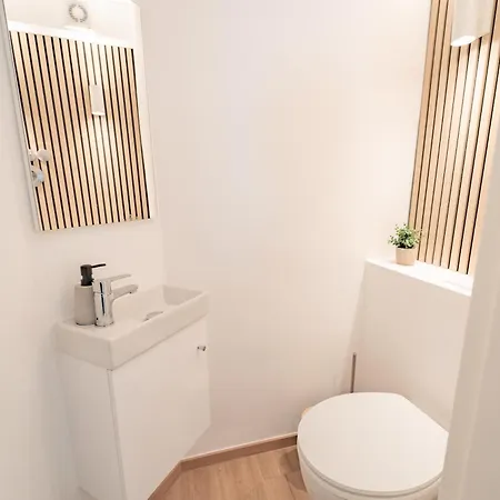 Theresa - Penthouse Terrasse Netflix Parkplatz Apartament