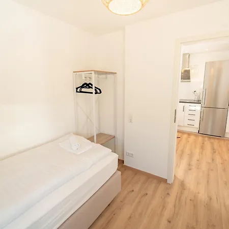 Apartment Theresa - Penthouse Terrasse Klima Parkplatz *