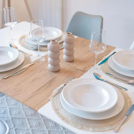 Theresa - Penthouse Terrasse Netflix Parkplatz Apartament *