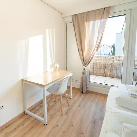 Apartment Theresa - Penthouse Terrasse Klima Parkplatz *